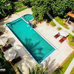 https://grandfather-khaolak-resort.khao-lakhotels.com