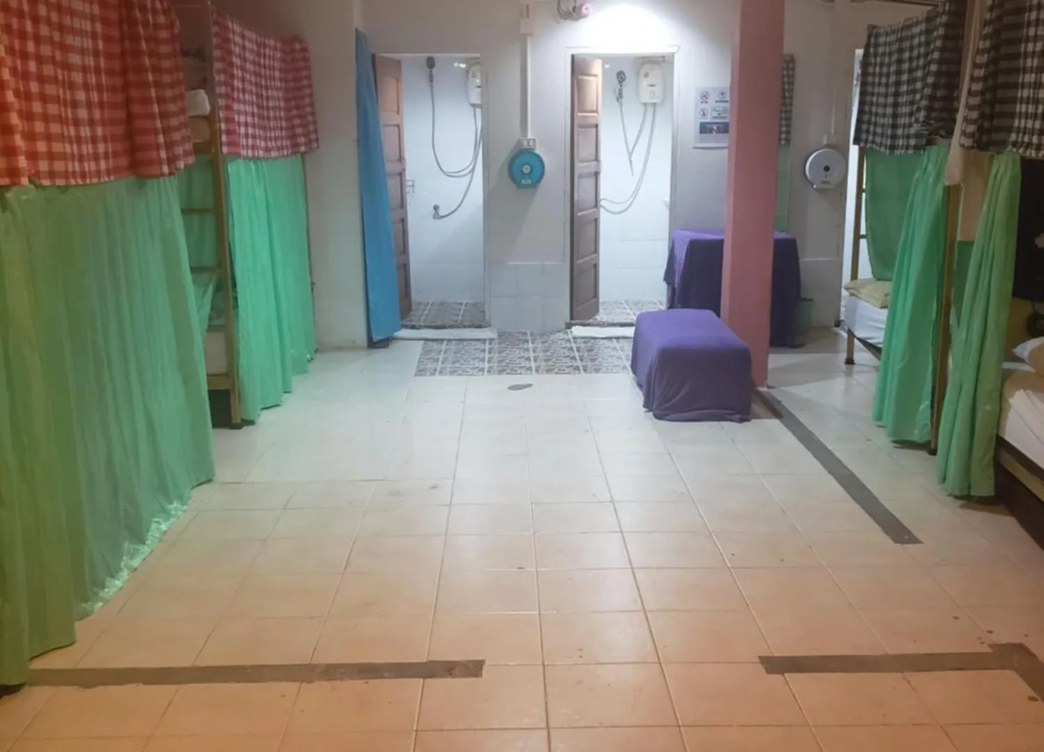Lucky Dorm Hostel Phi Phi-eilanden Thailand